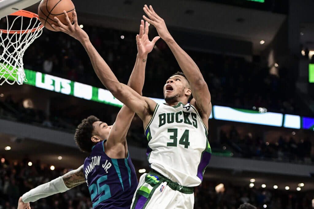 Charlotte Hornets vs Milwaukee Bucks Prediction, Betting Tips & Odds │11 JANUARY, 2022