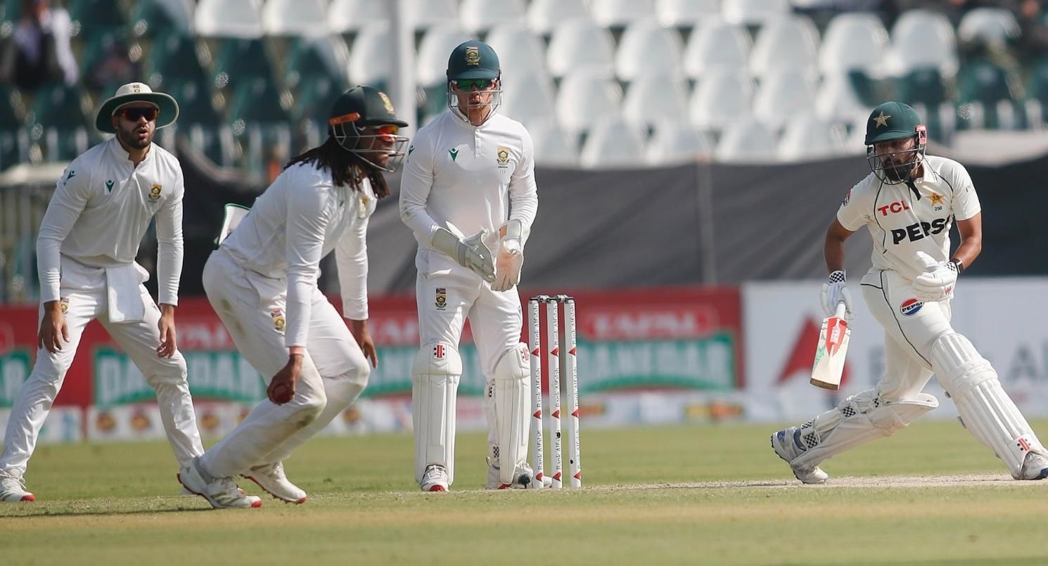 2nd Test: De Zorzi, Stubbs Lead South Africa’s Fightback After Maharaj’s Seven-For