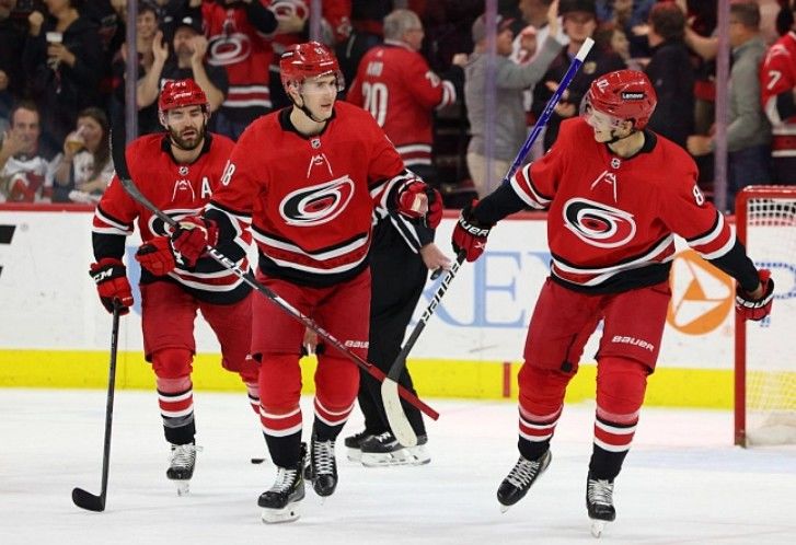 Carolina Hurricanes vs New York Rangers Prediction, Betting Tips & Odds │21 MAY, 2022