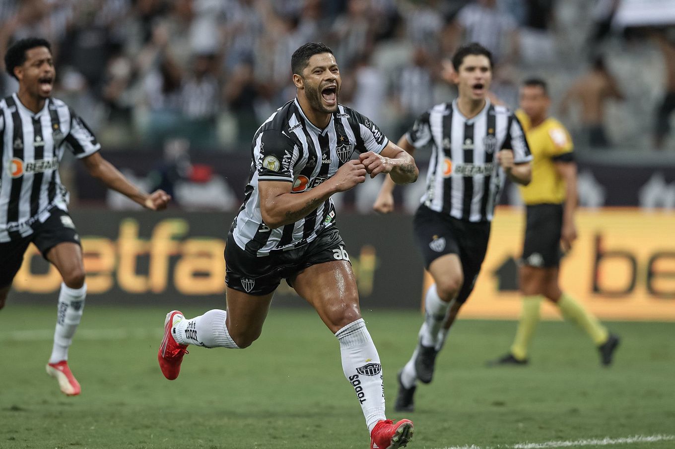Atletico Mineiro vs Santos Prediction, Betting Tips & Odds │14 OCTOBER, 2021