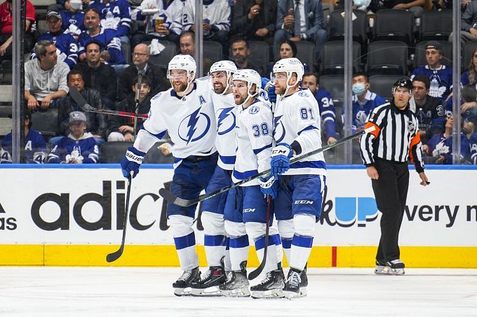 Tampa Bay Lightning vs Toronto Maple Leafs Prediction, Betting Tips & Odds │13 MAY, 2022