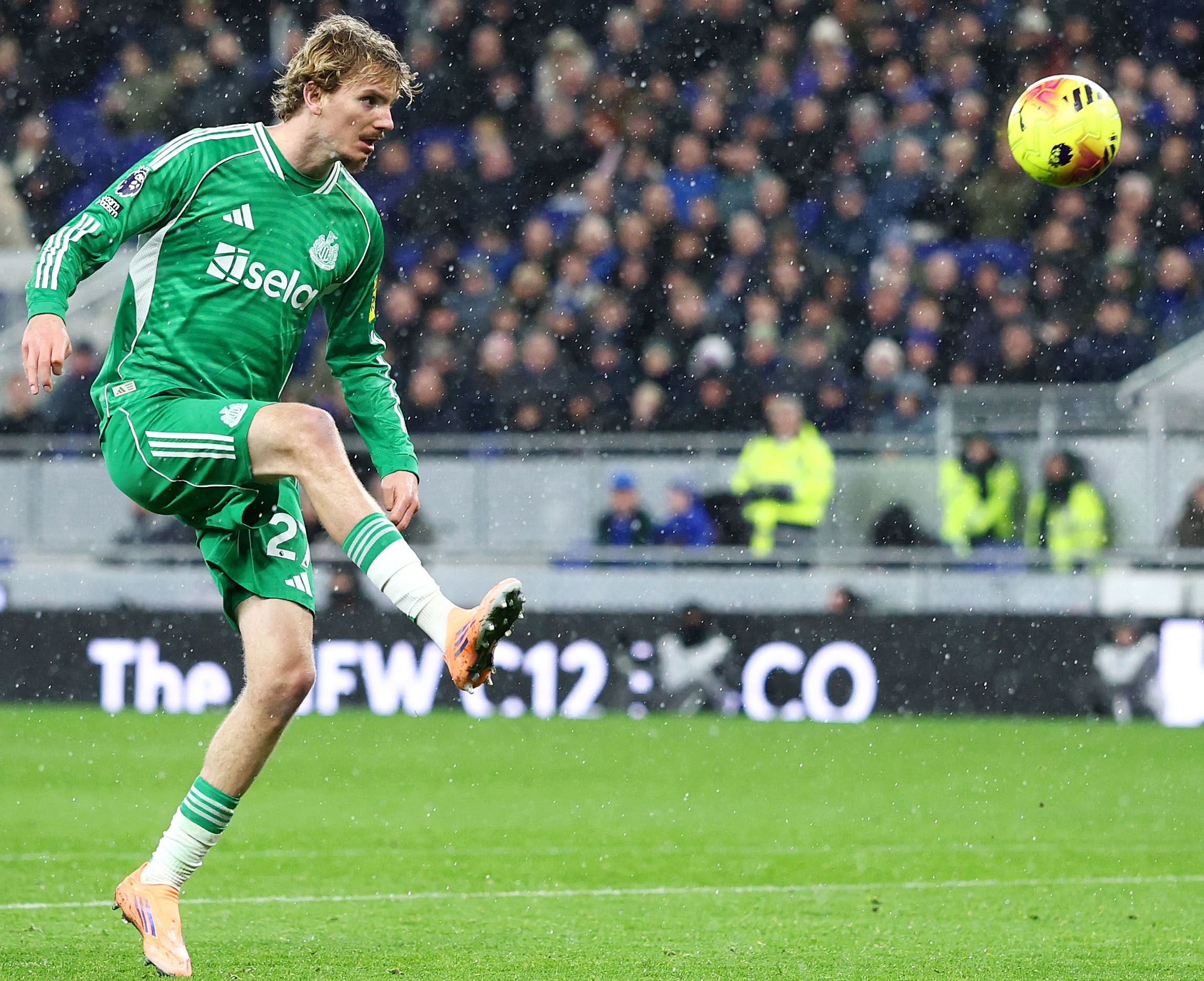 Newcastle vs Fulham: Prediction for the Match on December 17, 2025