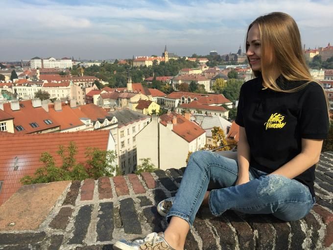 Yana "b2ru" Khymchenko: playing for Virtus.pro and working for NaVi