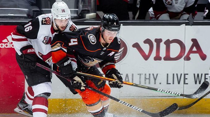 Anaheim Ducks vs Arizona Coyotes Prediction, Betting Tips & Odds │18 DECEMBER, 2021