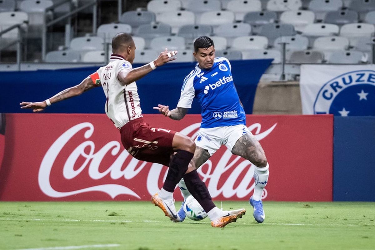 São Paulo vs Cruzeiro Prediction, Betting Tips & Odds | 13 APRIL 2025
