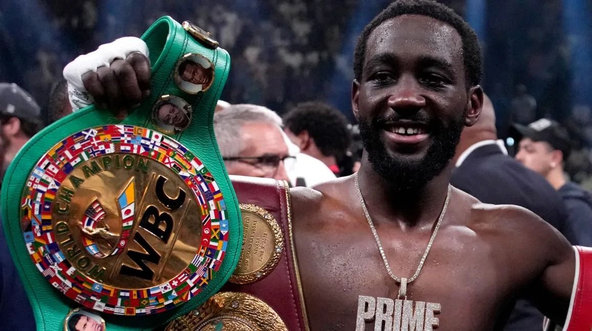 He Is the GOAT, He Is Ali: Bradley Praises Crawford Ahead of Canelo Fight