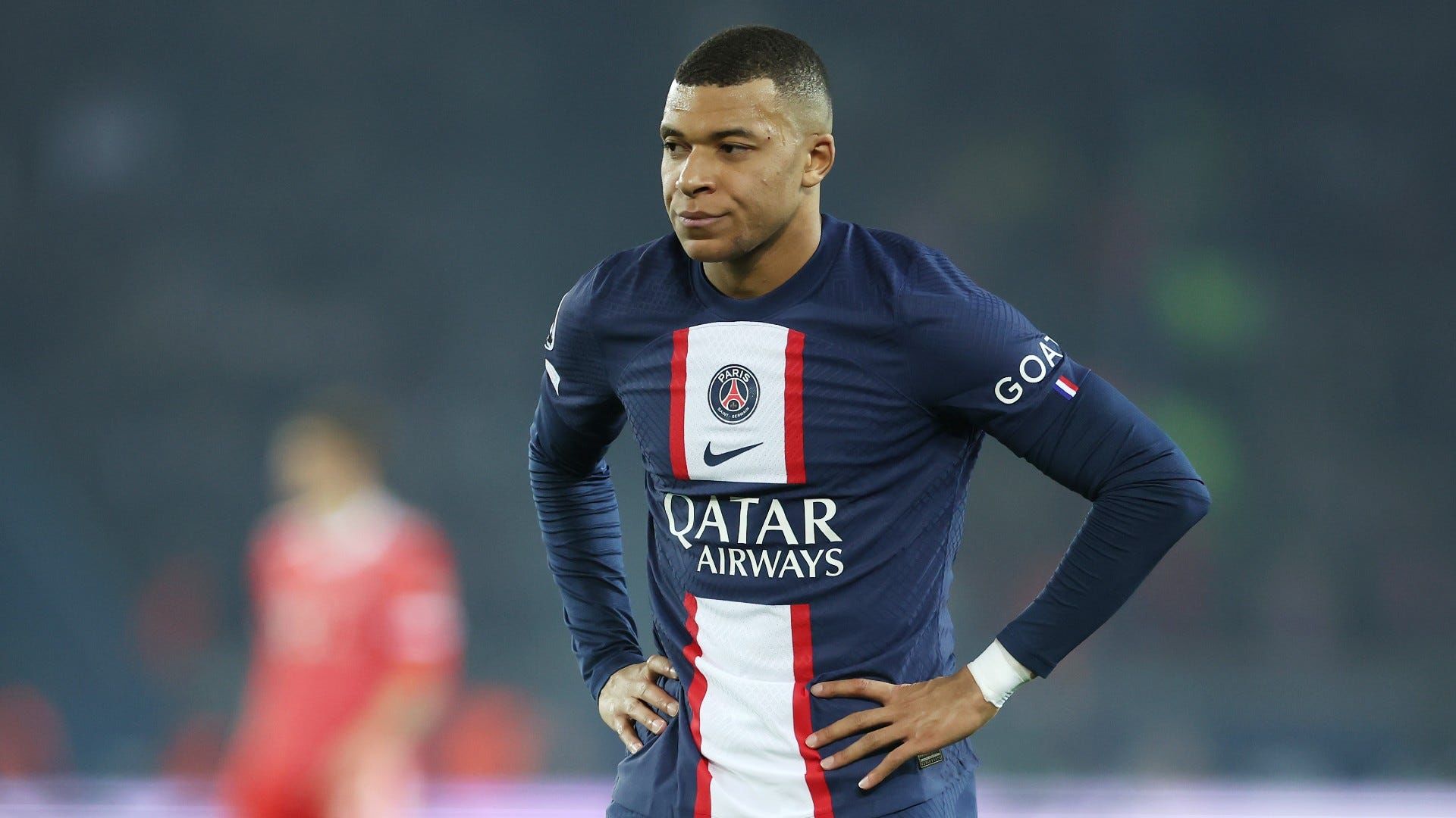 Hay una tercera opción menos polémica para Kylian Mbappé