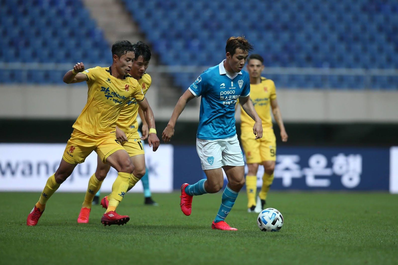 Pohang Steelers vs Gwangju FC Prediction, Betting Tips & Odds | 17 MARCH 2024