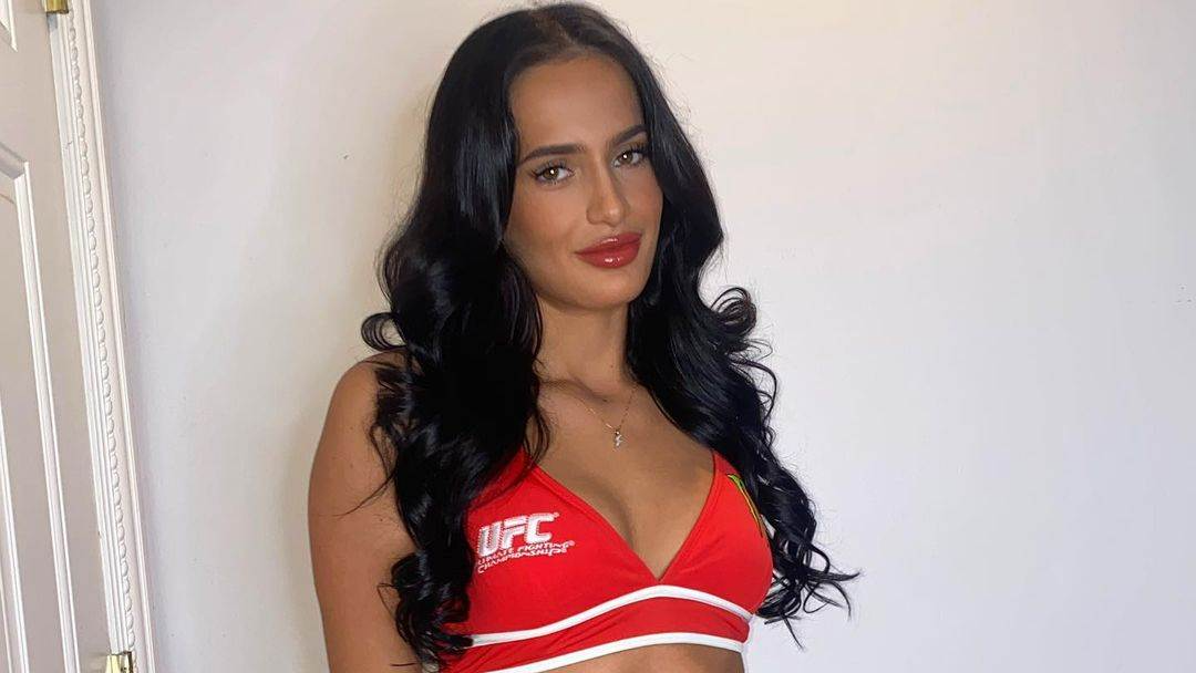 MMA Fighter Balic Wows Her Followers with Sexy Bikini Photo