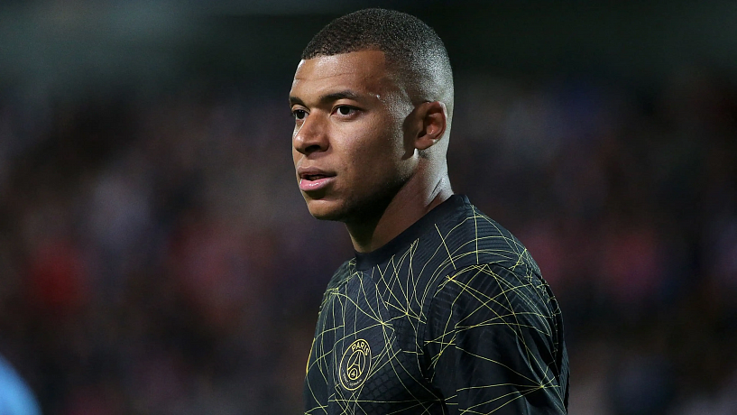 Mbappé acepta ir al Real Madrid en 2024