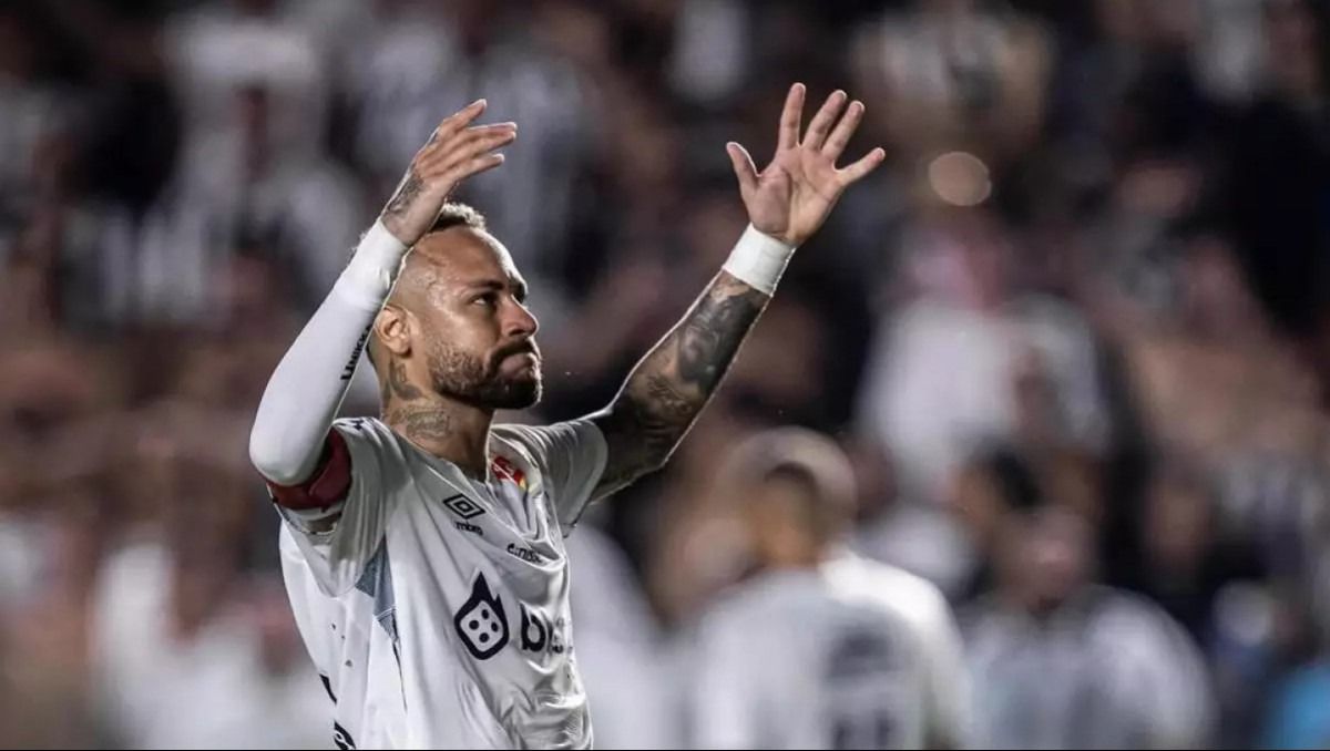 Napoli Considered Signing Neymar but Decided Against the Transfer