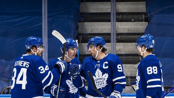 New Jersey Devils at Toronto Maple Leafs odds, picks and predictions