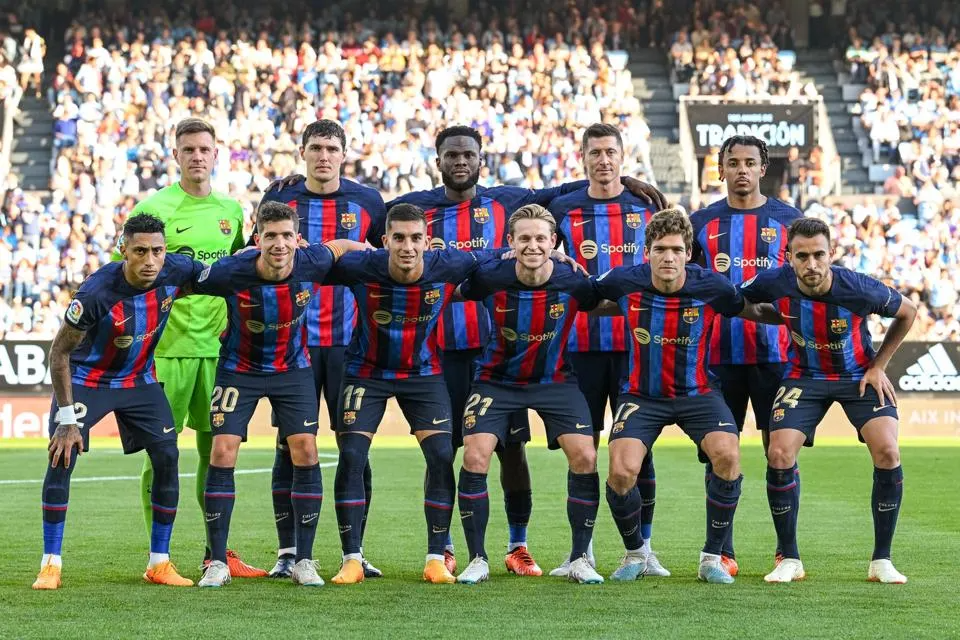 Barcelona Plans to Part with Eight Players in Summer Transfer Window