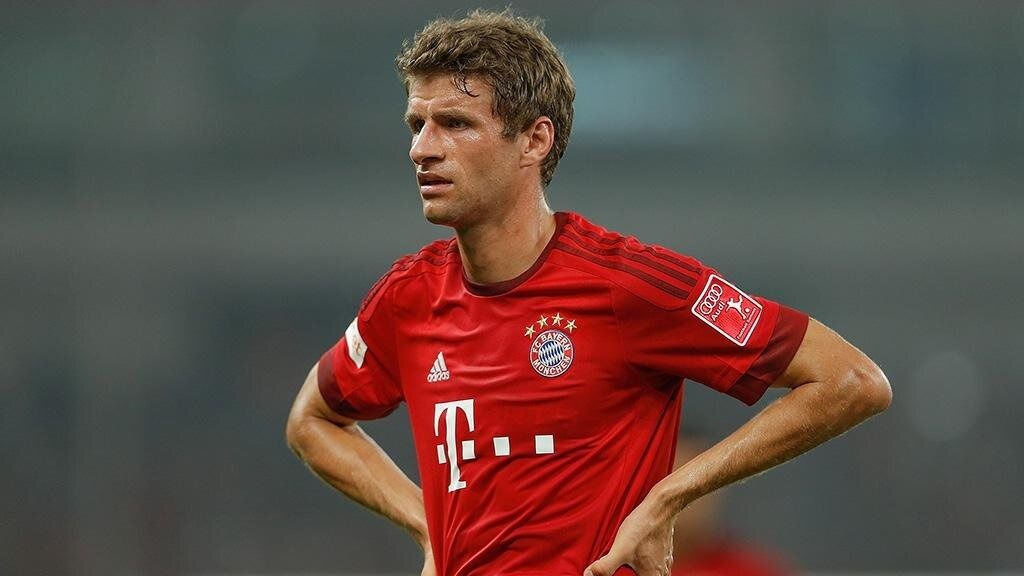 Thomas Müller Critiques “Surreal” Player Prices in Modern Football