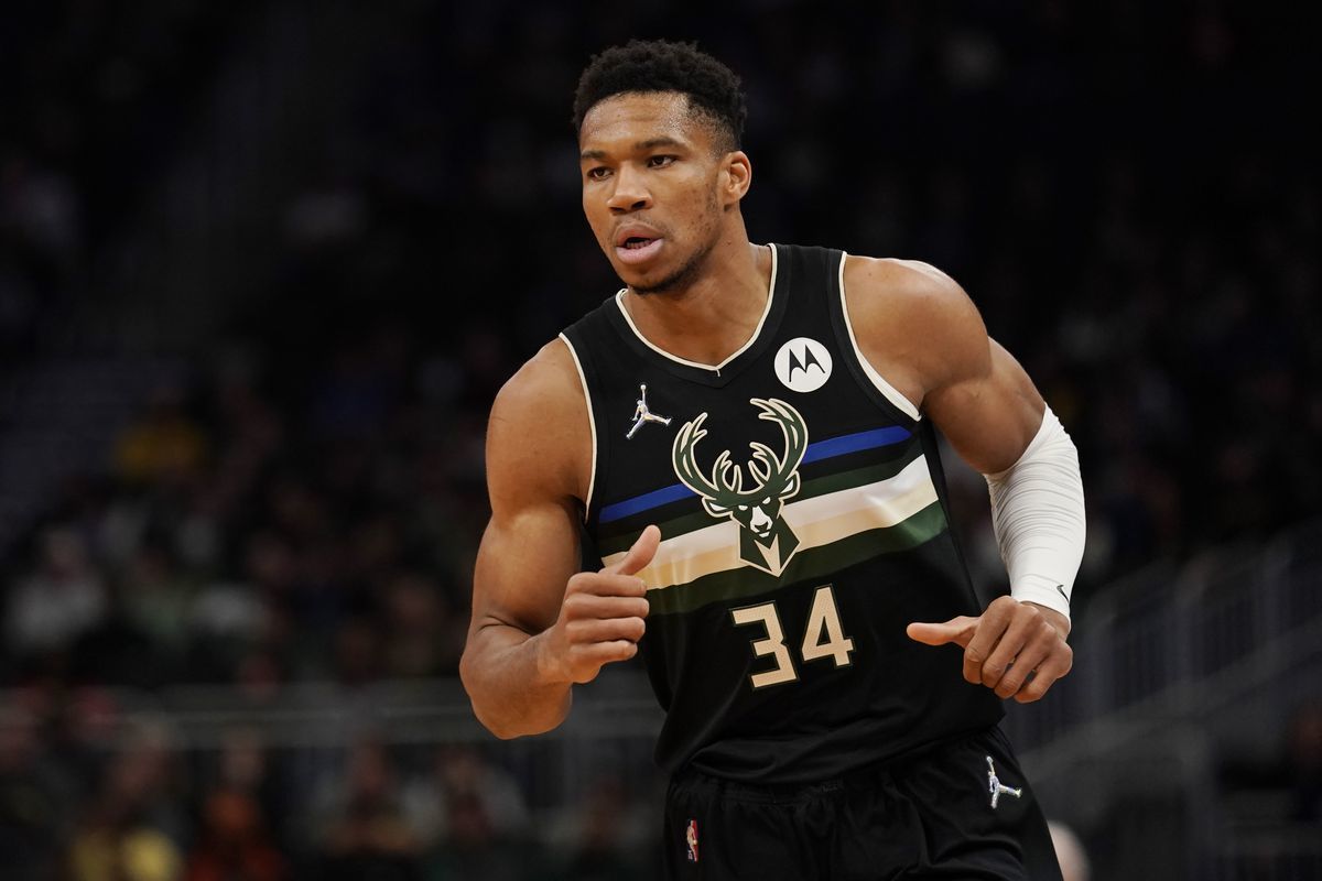 Detroit vs Milwaukee Prediction, Betting Tips & Odds │3 NOVEMBER, 2021