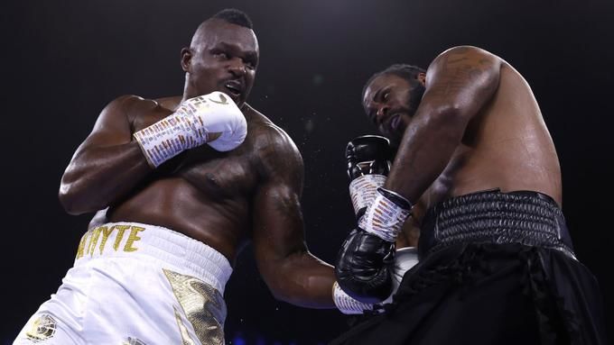 Dillian Whyte defeats Franklin at a tournament in London
