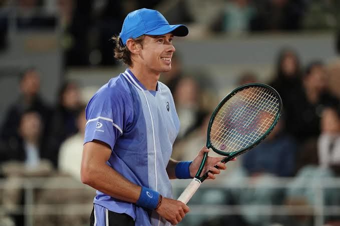Lorenzo Musetti vs Alex de Minaur Prediction, Betting Tips and Odds | 12 April 2025