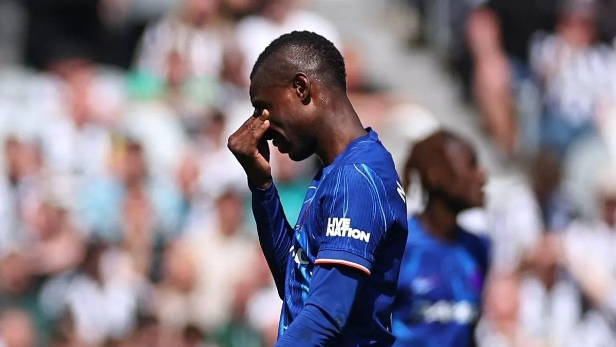 FIFA Extends Chelsea's Nicolas Jackson's Suspension After Red Card