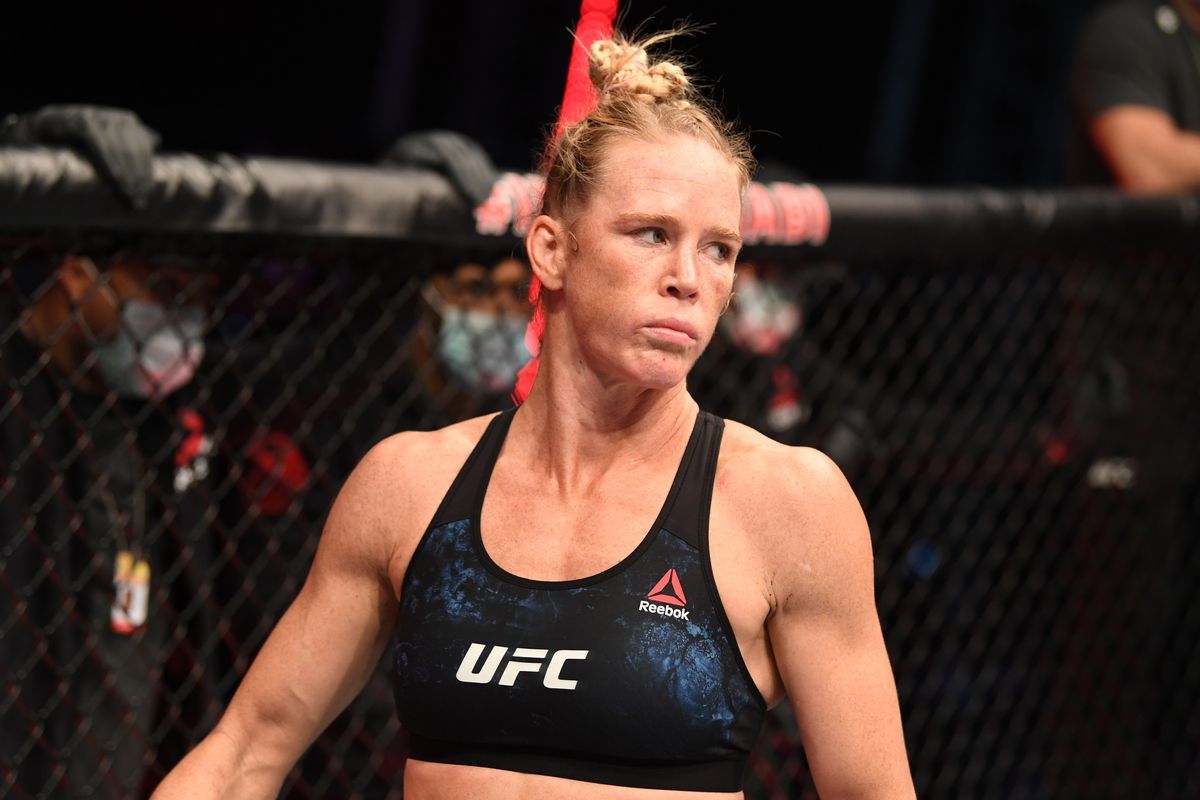 Holly Holm vs Yana Santos Prediction, Betting Tips & Odds │26 MARCH, 2023