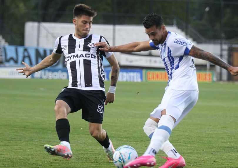 Cerro Largo vs Montevideo Wanderers Prediction, Betting Tips & Odds │6 AUGUST, 2022