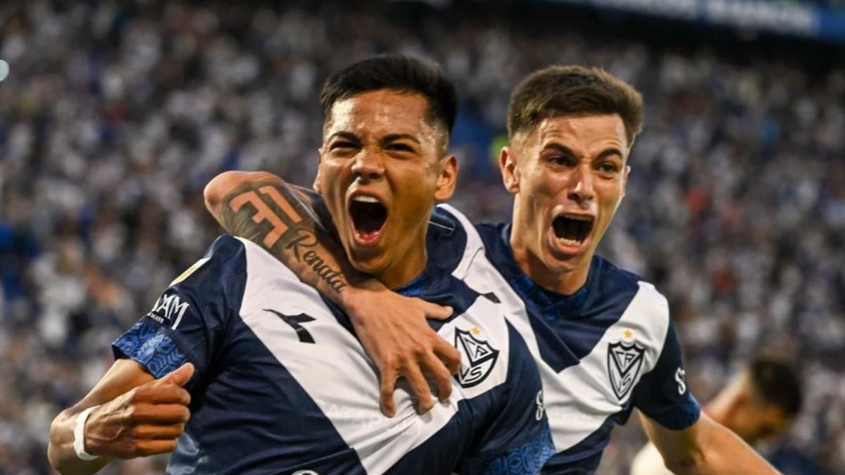 Velez Sarsfield vs Sarmiento Junin Prediction, Betting Tips & Odds | 15 April, 2025