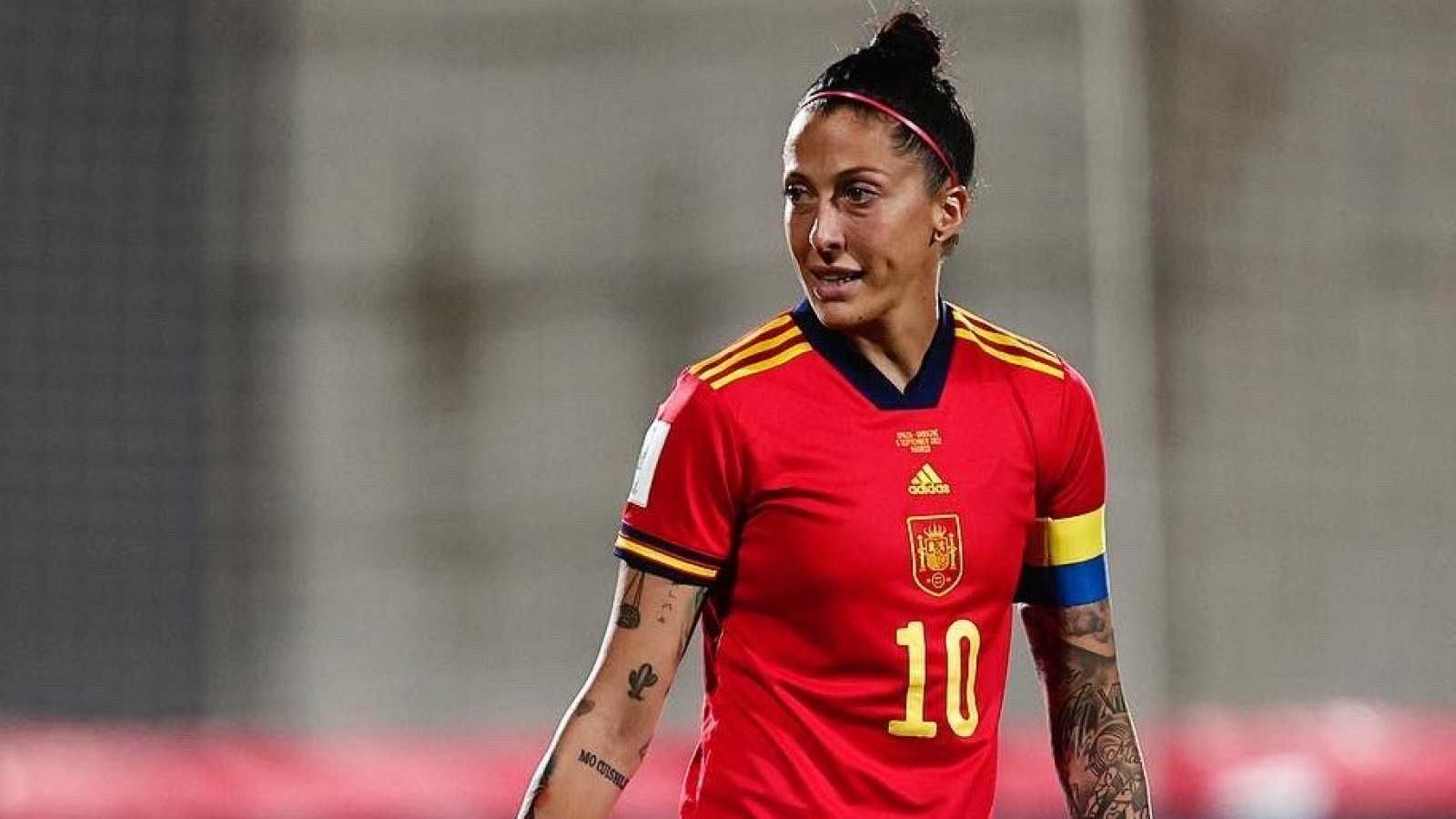 Jenni Hermoso se declaró sorprendida al no haber sido convocada por la selección de España 