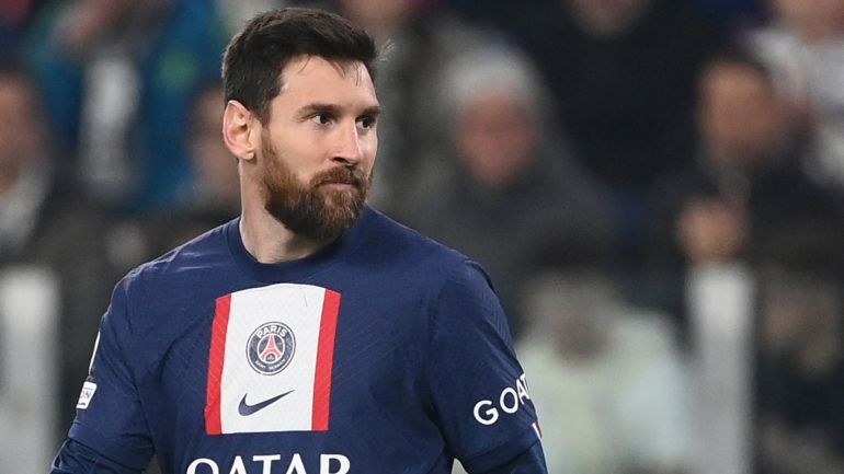 Messi stays at PSG with a higher salary and 1+1 contact