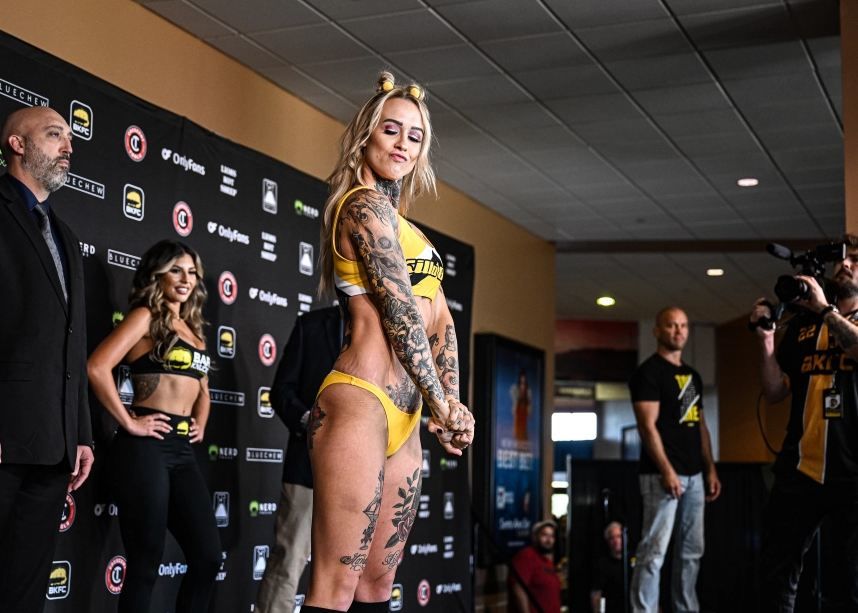 Bare Knuckle FC star Starling posts a sexy photo
