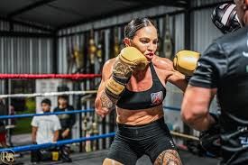 Desley Robinson vs Logan Holler: Prediction and odds on the Match on 19 October, 2025