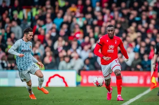 Leeds United vs Nottingham Forest Pronóstico, Apuestas y Cuotas│4 de abril de 2023