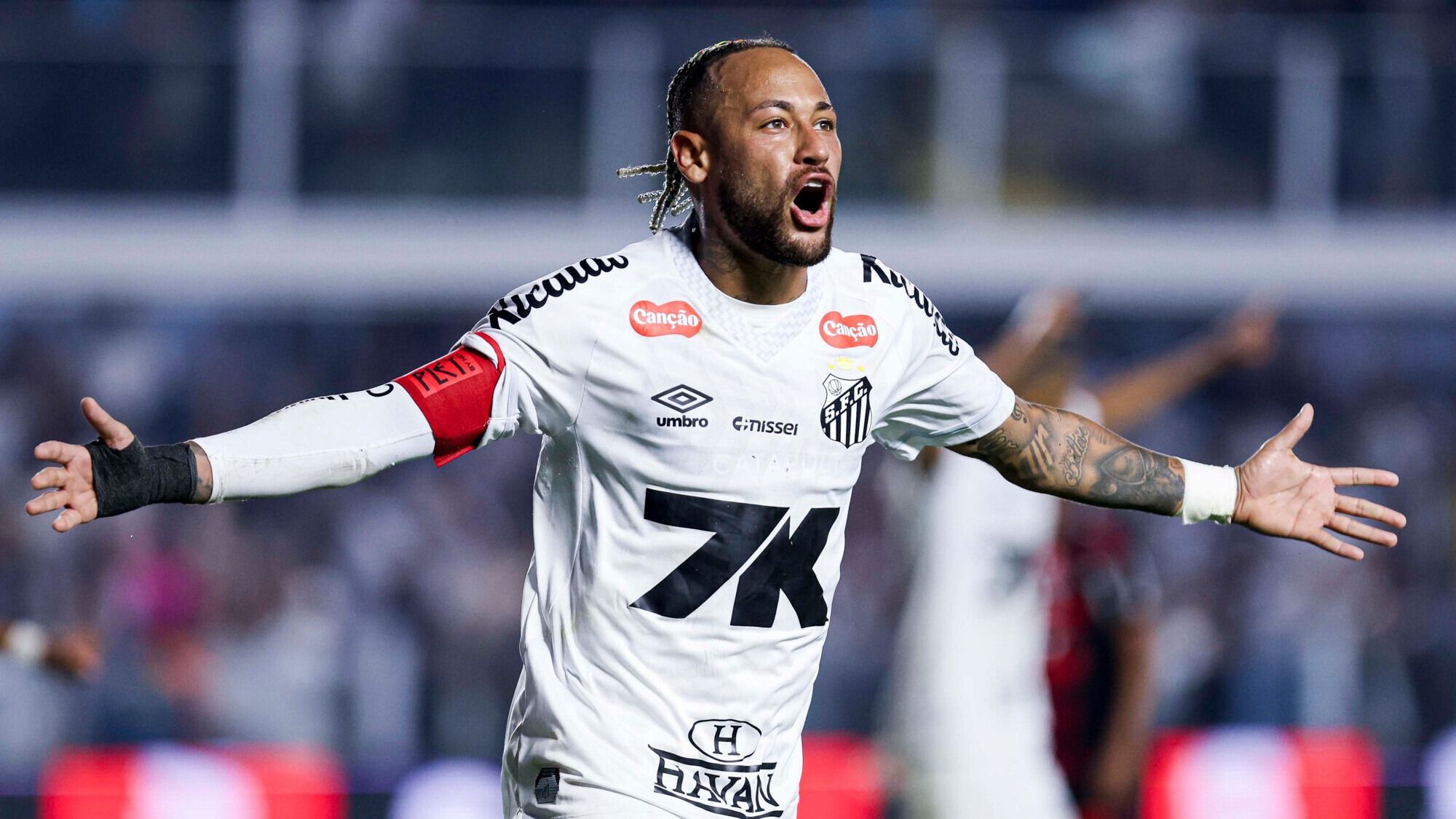 Neymar Will Miss All Santos Matches on Artificial Turf