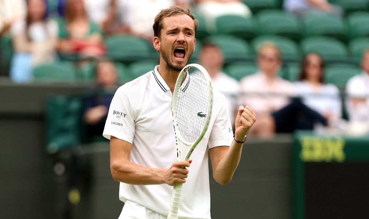 El ruso Daniil Medvedev avanzó a los cuartos de final en Wimbledon 