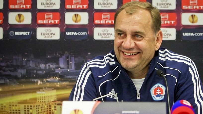 Vladimir Weiss: &quot;El fútbol georgiano ha mejorado en diez años, tienen un buen equipo&quot;