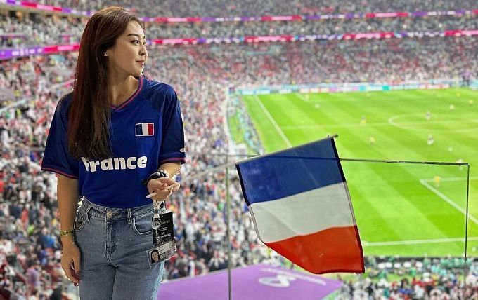Resumen y avance de la selección de Francia en Qatar 2022, con sus fanáticas más bellas