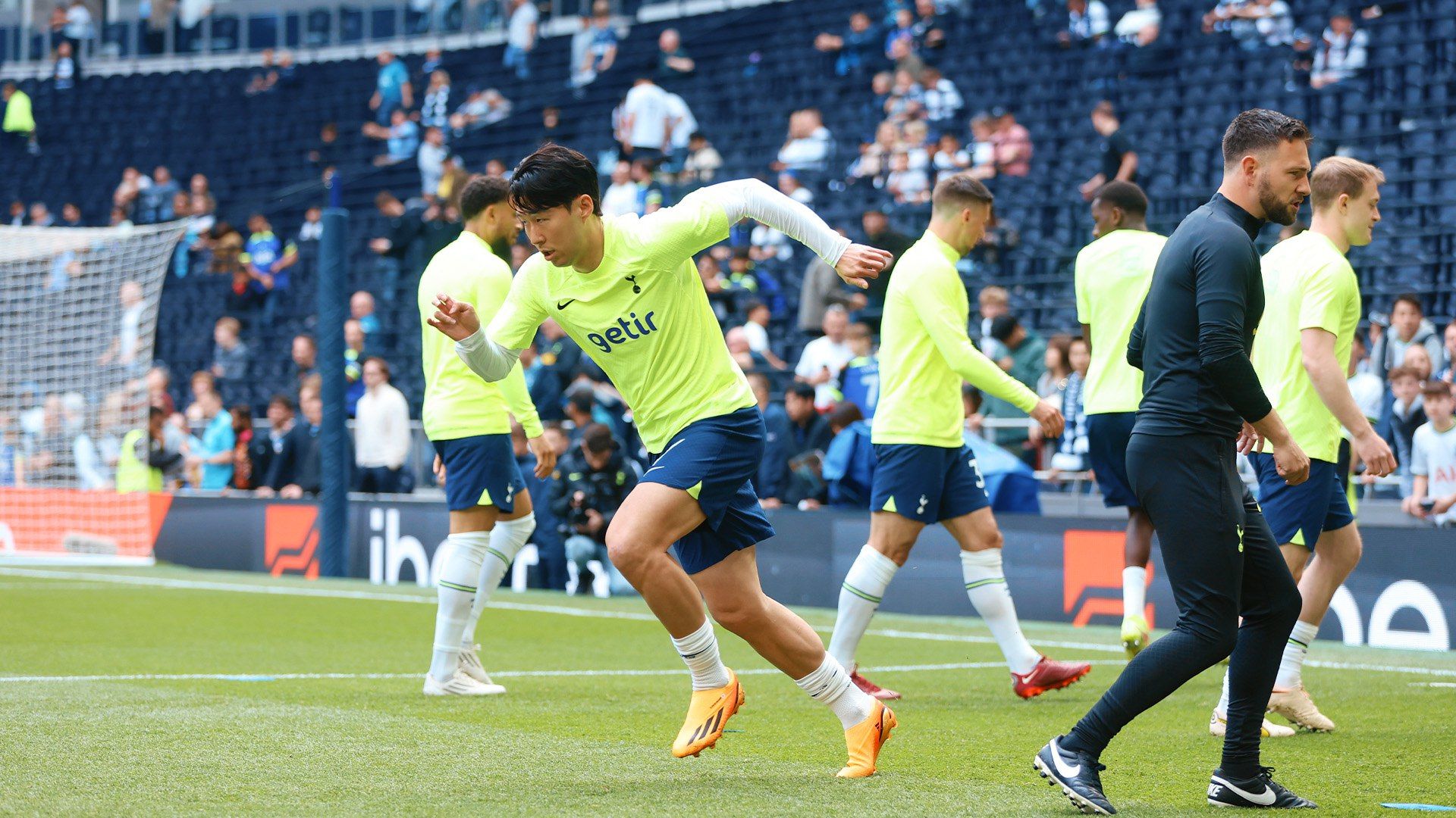 Leeds United vs Tottenham. Pronóstico, Apuestas y Cuotas │28 de mayo de 2023