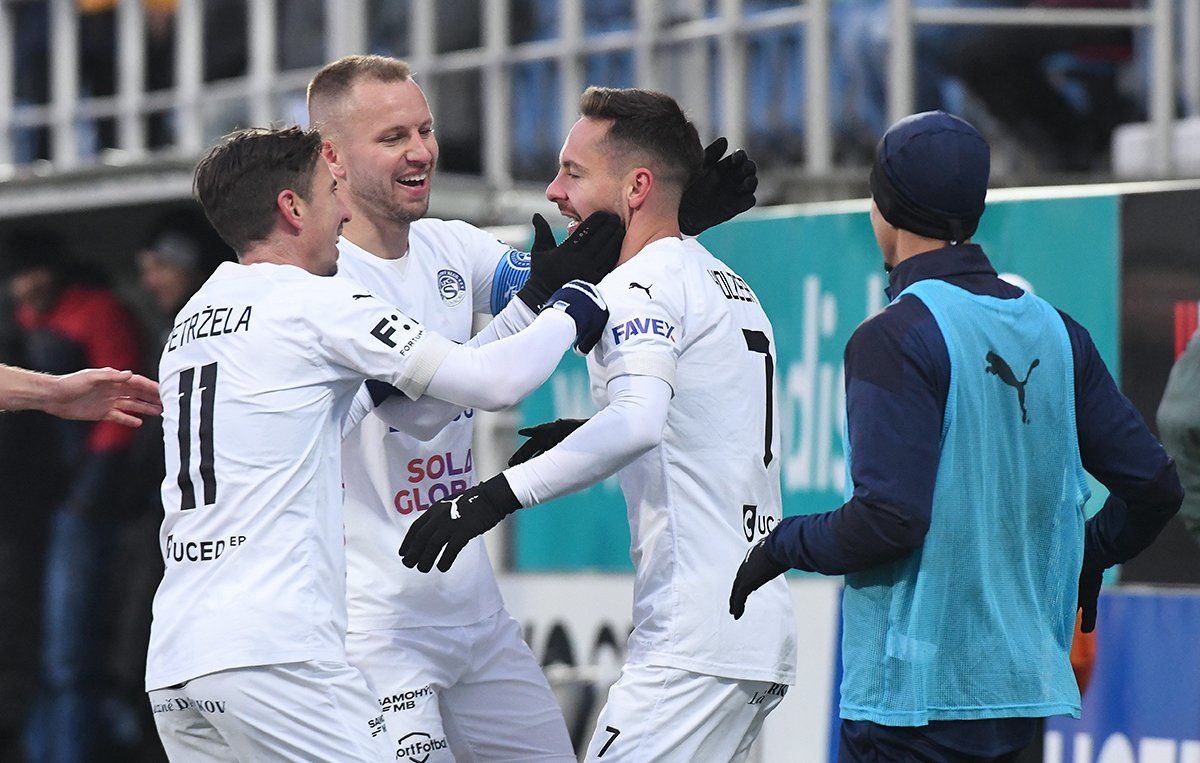 Slovacko vs Viktoria Plzen Prediction, Betting Tips & Odds │19 FEBRUARY, 2023