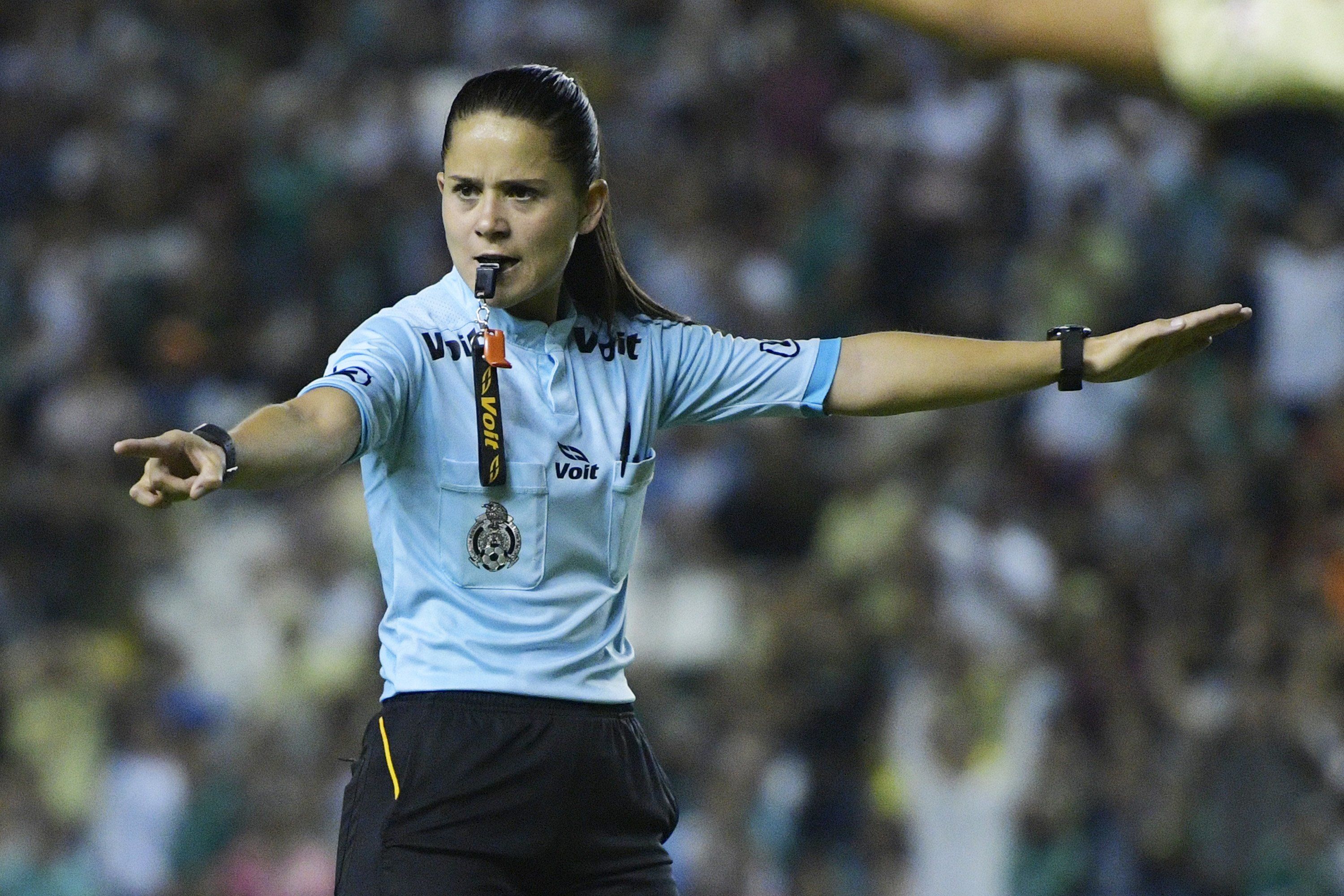 El ascenso imparable de las mujeres árbitro en el fútbol
