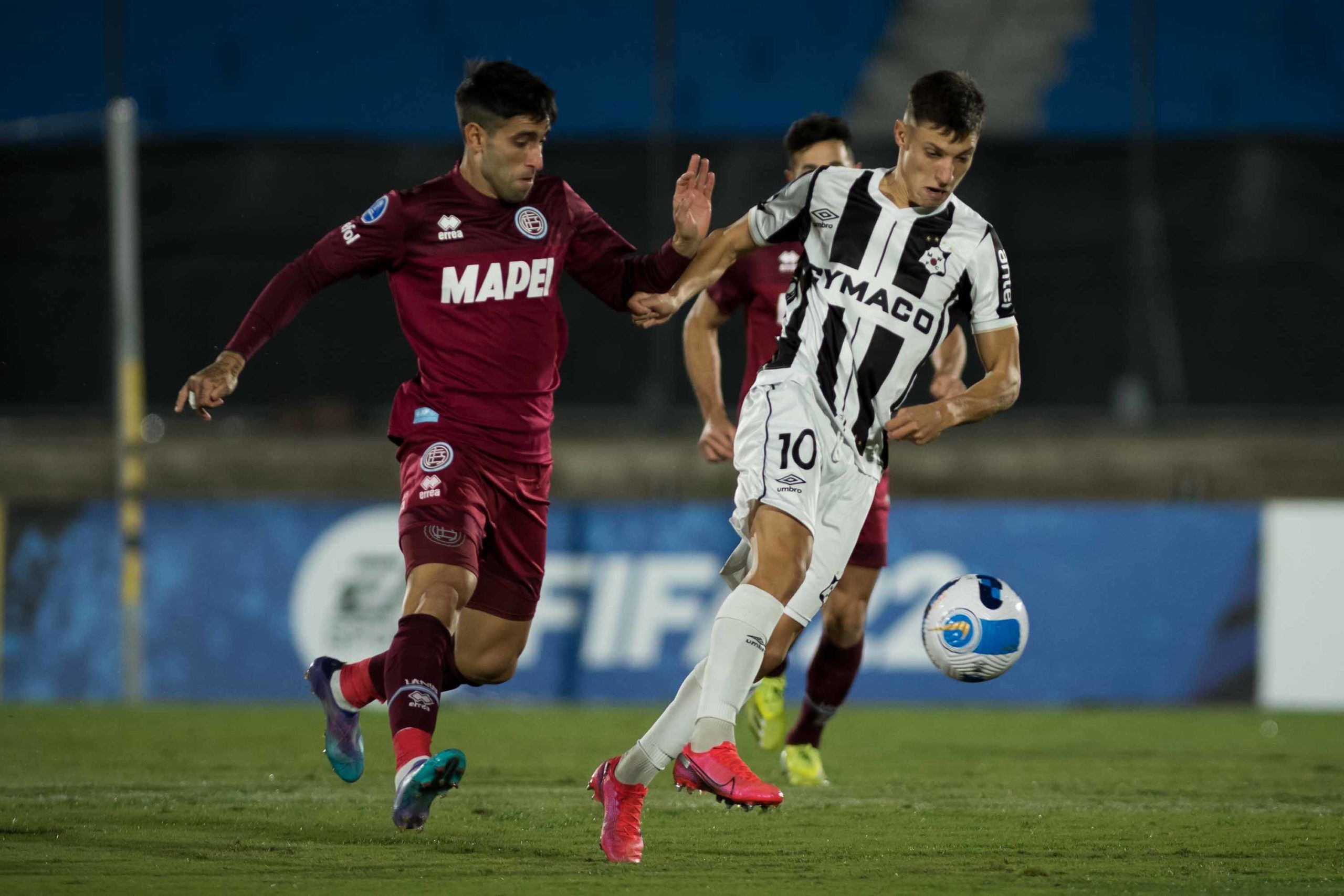 Lanus - Montevideo Wanderers. Pronostico, Apuestas y Cuotas│20 de mayo de 2022  