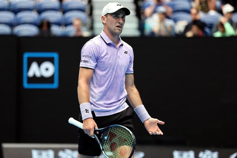 Novak Djokovic sigue avanzando en el Abierto de Australia, Casper Ruud quedó eliminado