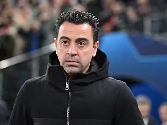 El Barcelona deshoja otra vez la margarita con Xavi