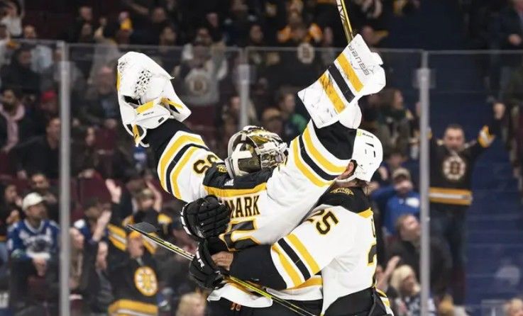 Chicago Blackhawks vs Boston Bruins Prediction, Betting Tips & Odds │15 MARCH, 2023