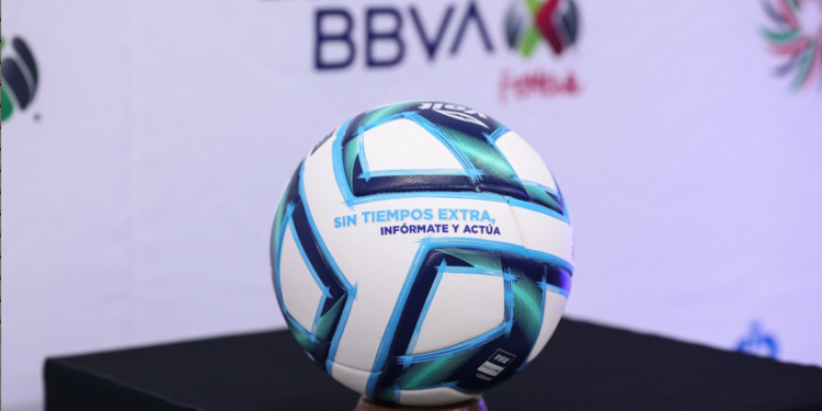 La Liga MX presenta balón y campaña para concientizar sobre el cáncer infantil