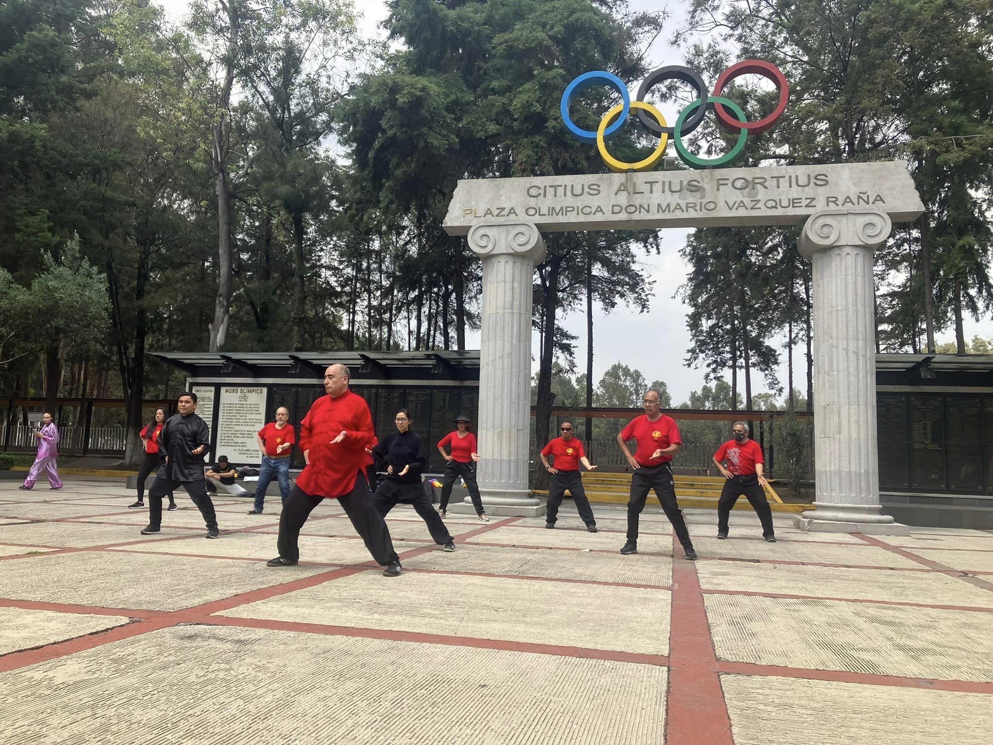 El deporte y el cerebro conectados en una caminata dentro del Comité Olímpico Mexicano