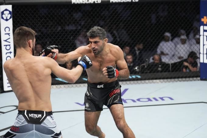 Dariush defeated Gamrot by unanimous decision at UFC 280