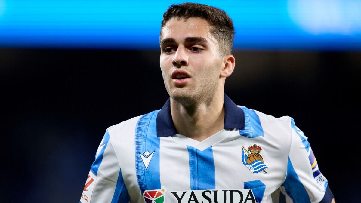Real Sociedad Provide Update on Zakharyan's Return to Training