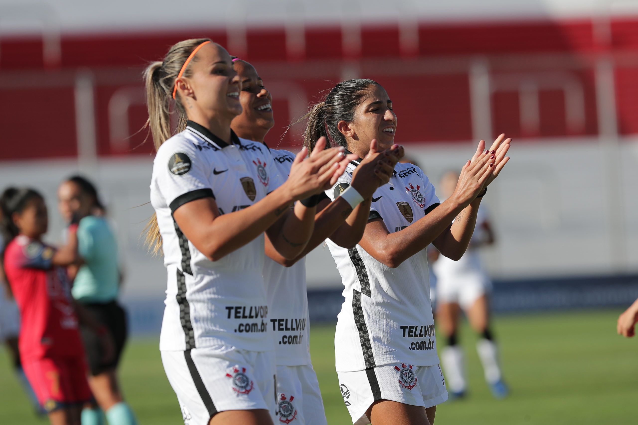 Corinthians (F) vs Internacional (F). Pronóstico, Apuestas y Cuotas | 19 de octubre de 2023