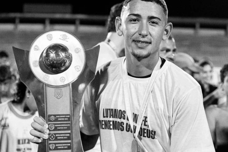 20-Year-Old Footballer Dies in Brazil After Crashing Motorcycle Into a Cow