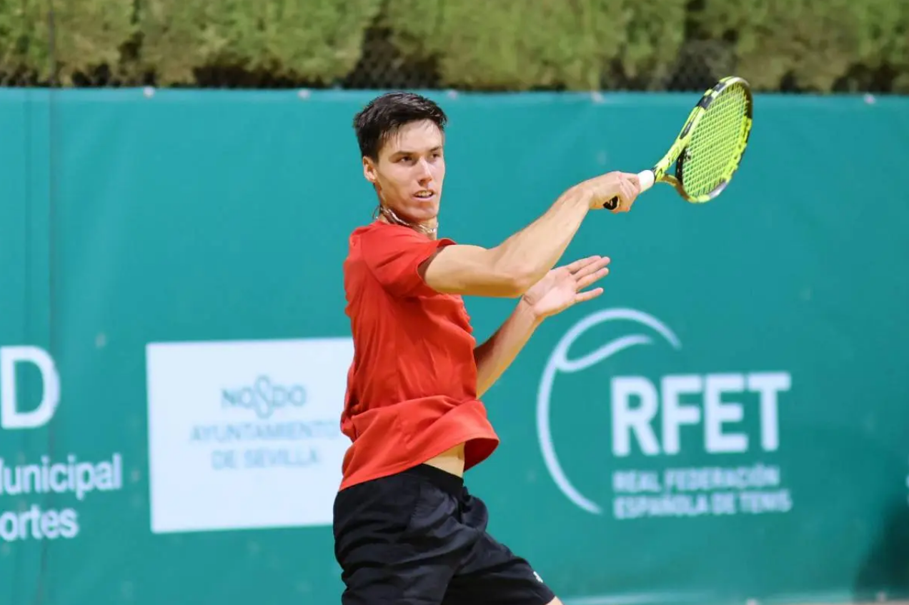 Sports Sensation: Fábián Marozsán Defeats World Number One Tennis Player