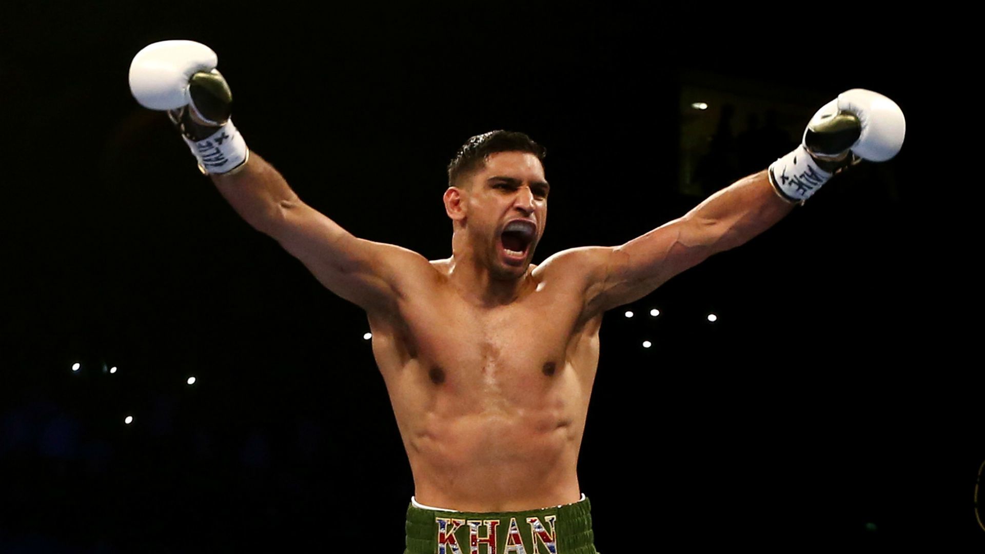 Boxer Amir Khan retires
