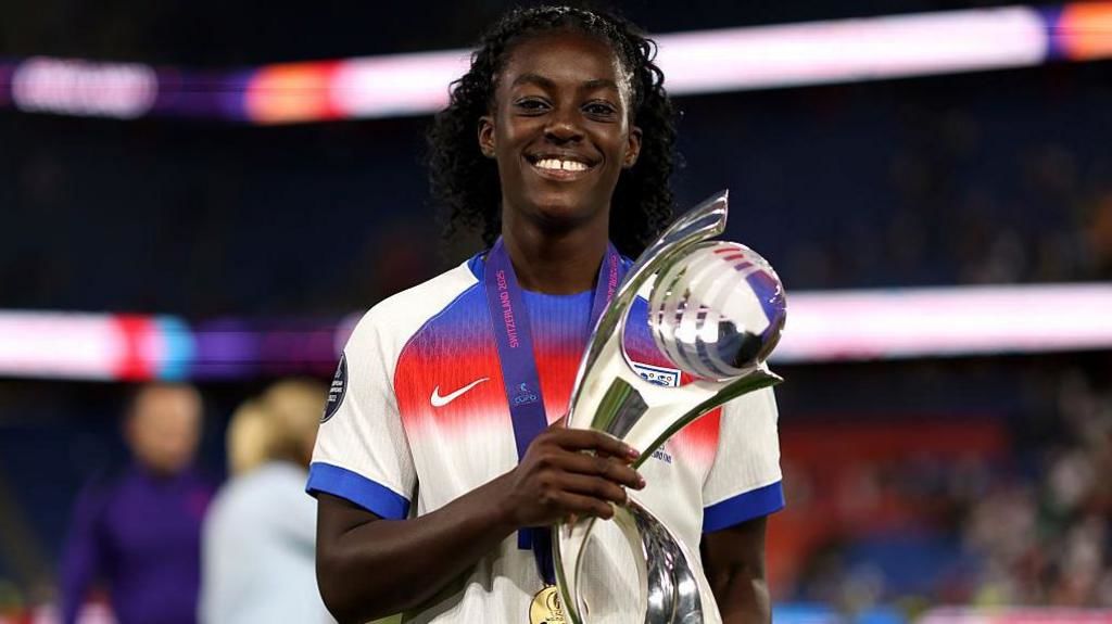 Arsenal and England Striker Michelle Agyemang Confirms She Suffers ACL Injury